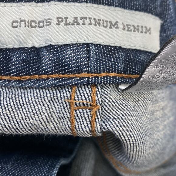 Chico’s Platinum women’s size 2 jeans - Picture 3 of 5